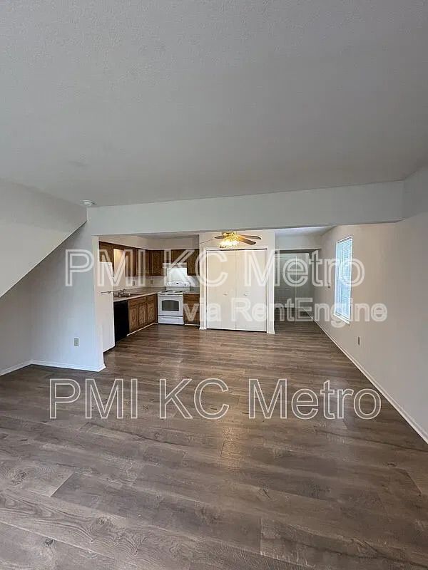Gallery Image 0