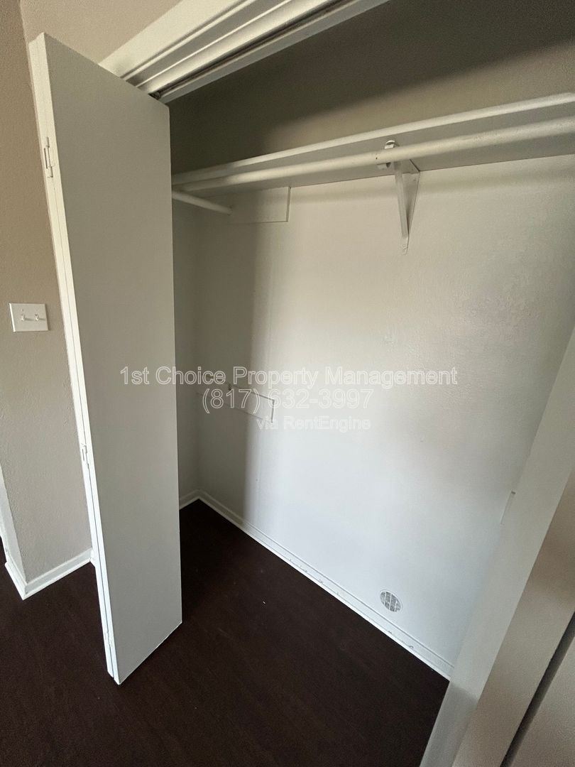 Gallery Image 19