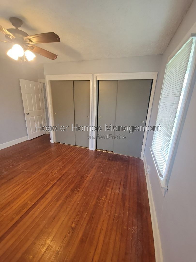 Gallery Image 13
