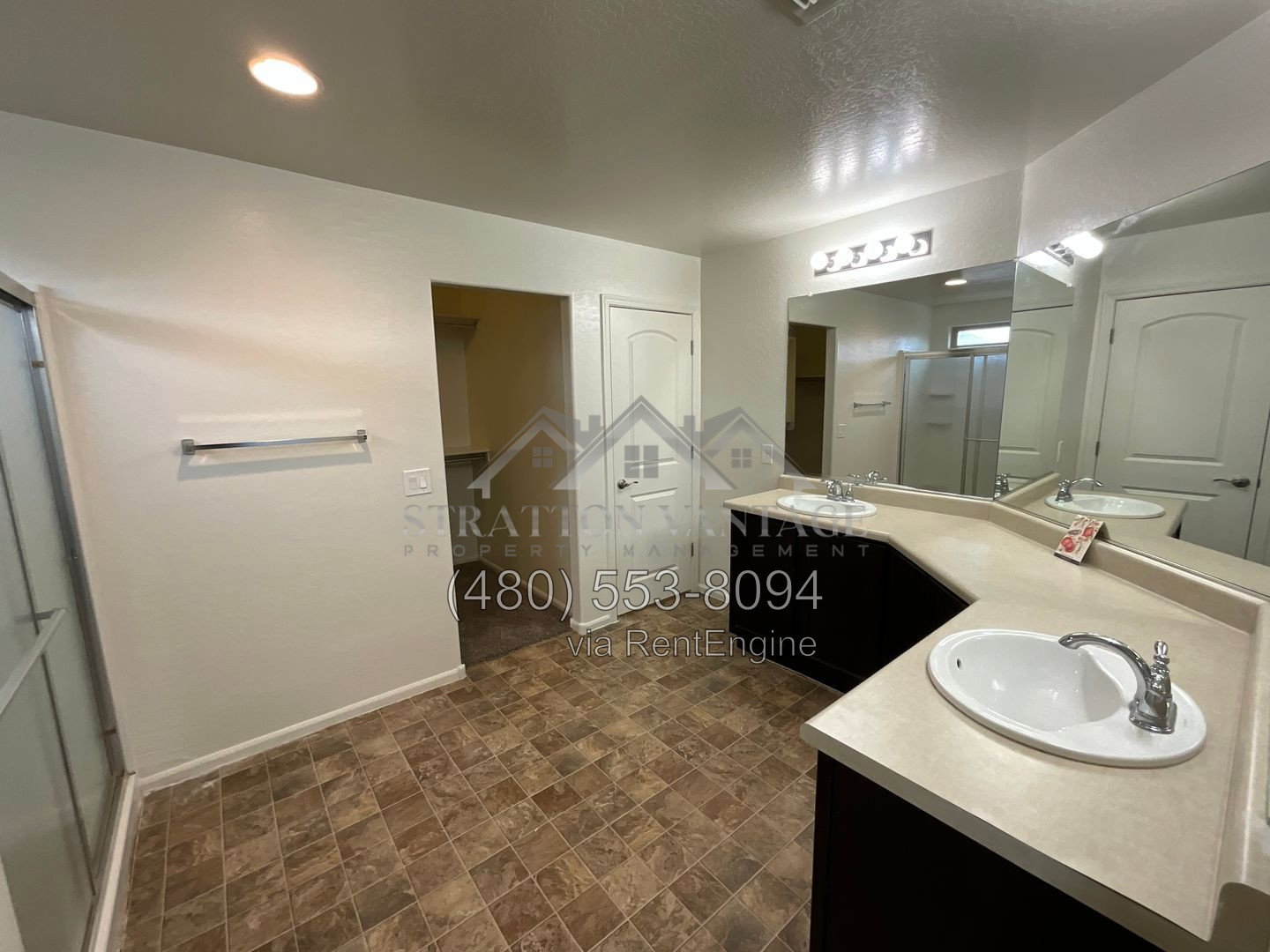 Gallery Image 19