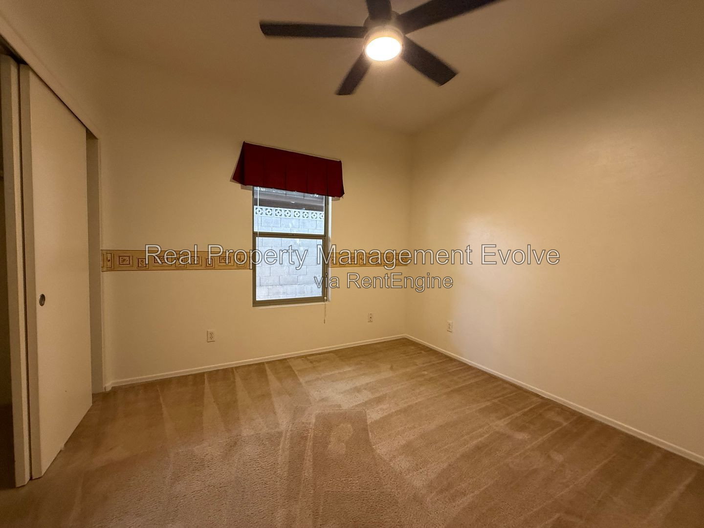 Gallery Image 16