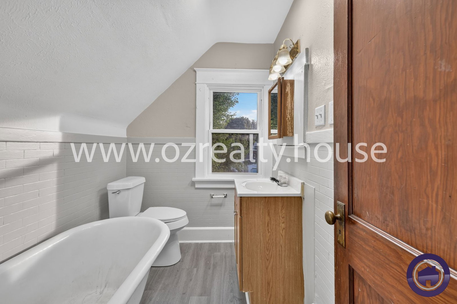 Gallery Image 15