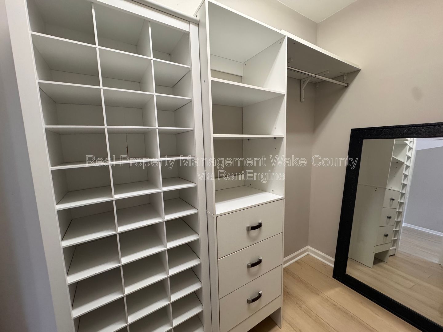 Gallery Image 36