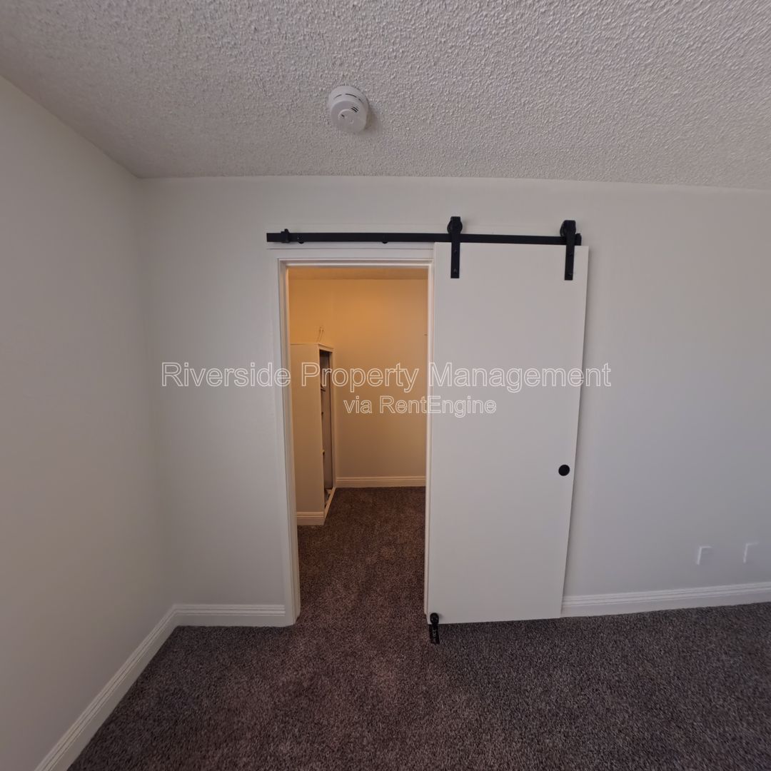 Gallery Image 18
