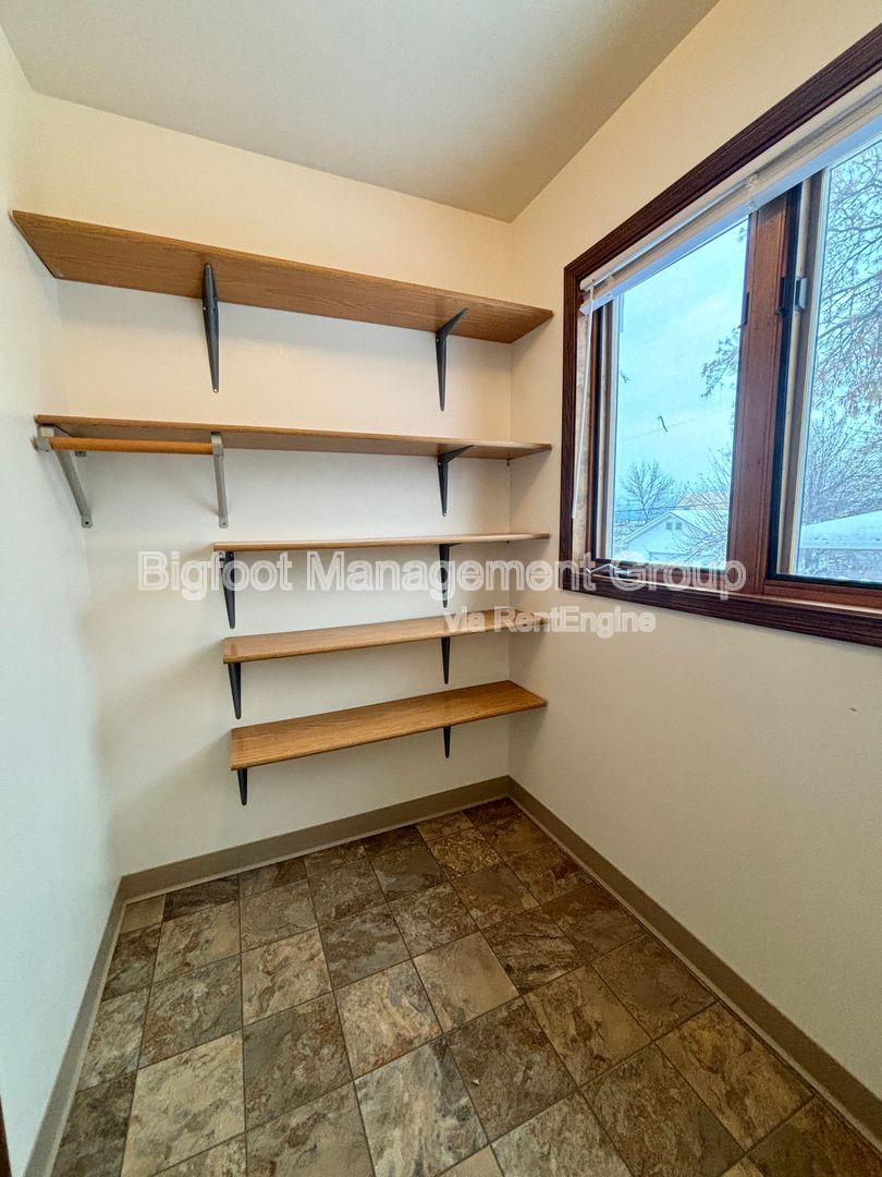 Gallery Image 16