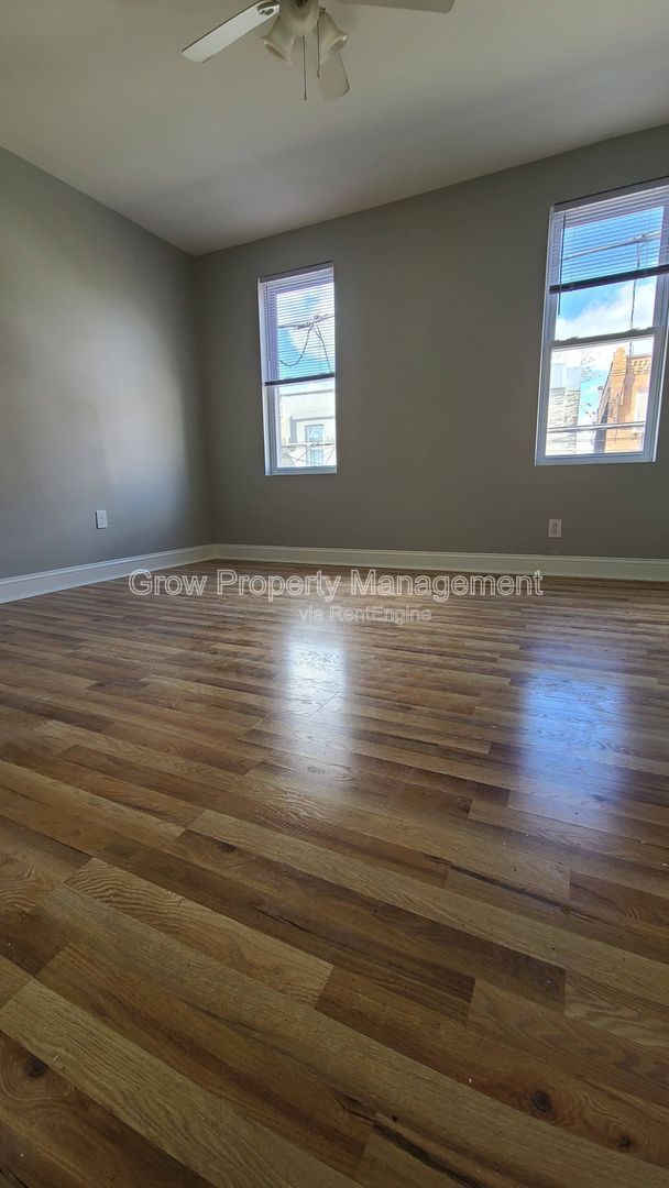 Gallery Image 9