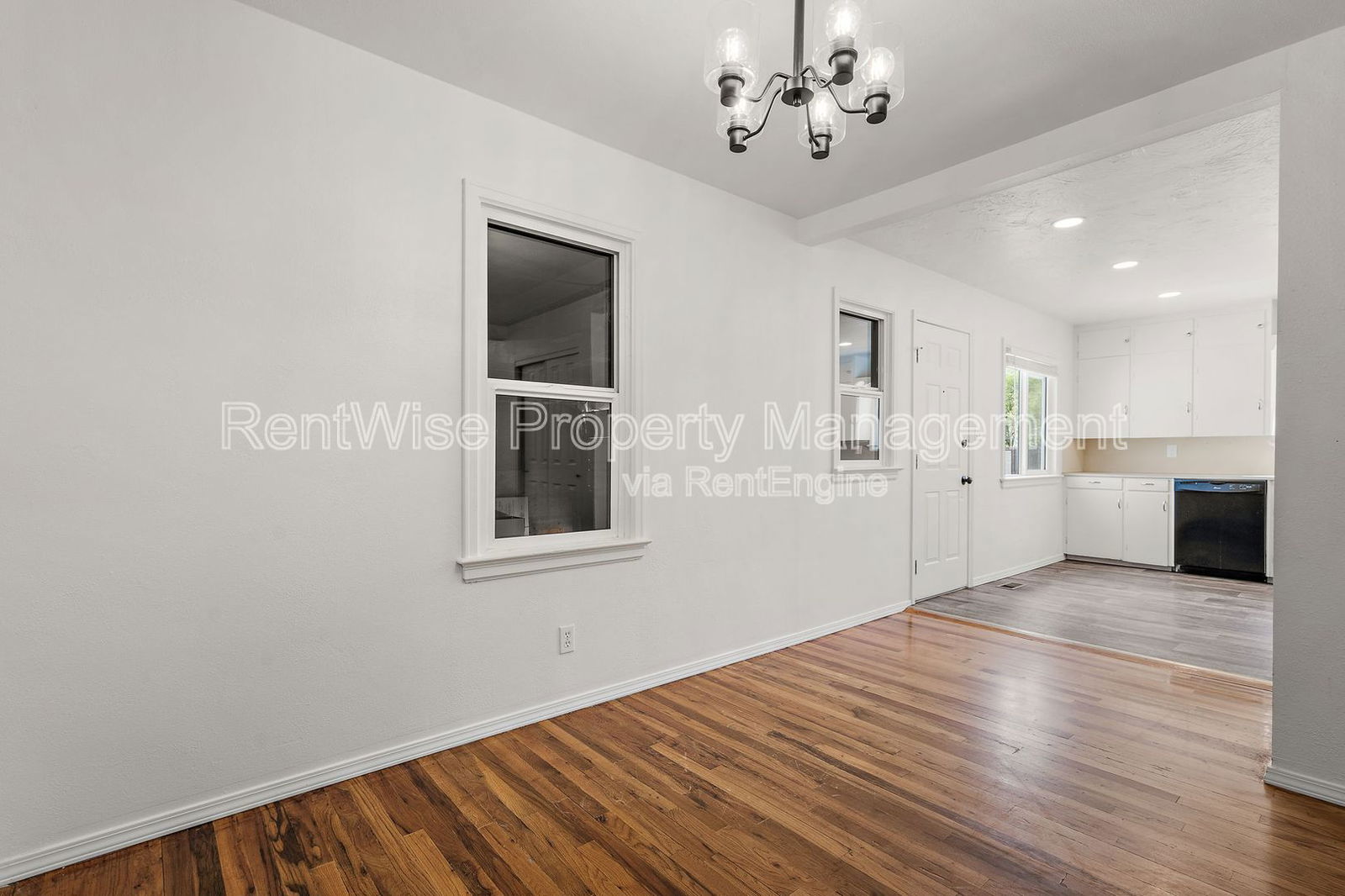 Gallery Image 16