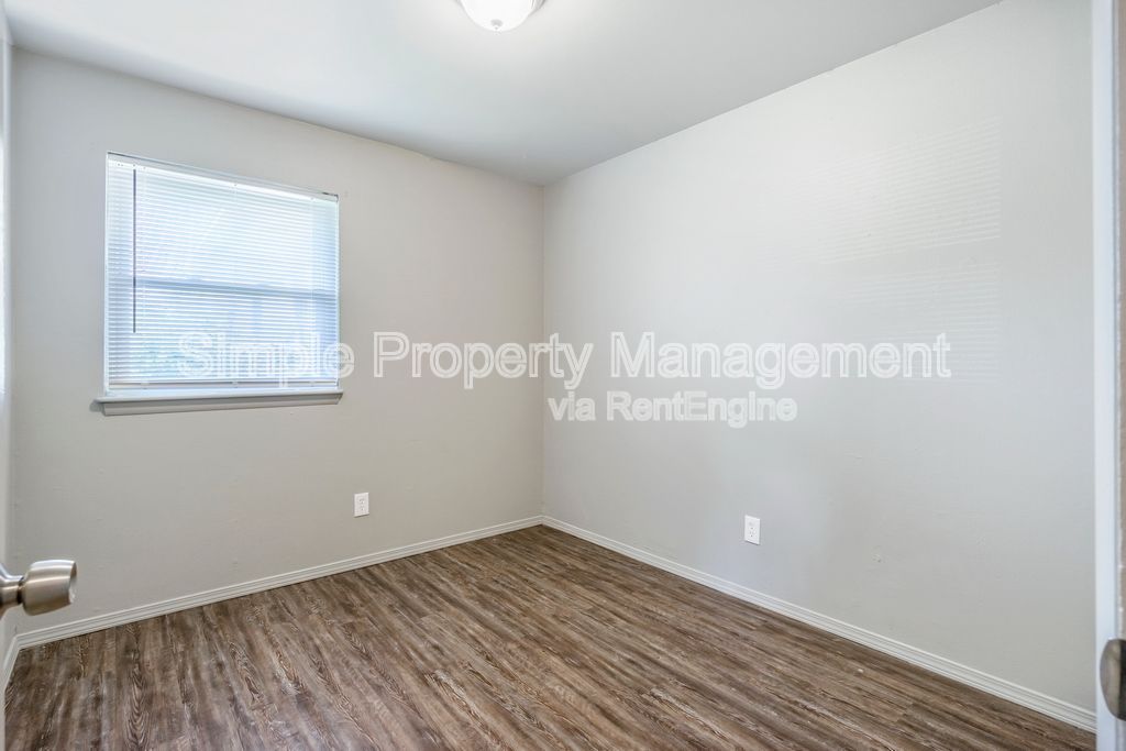 Gallery Image 13
