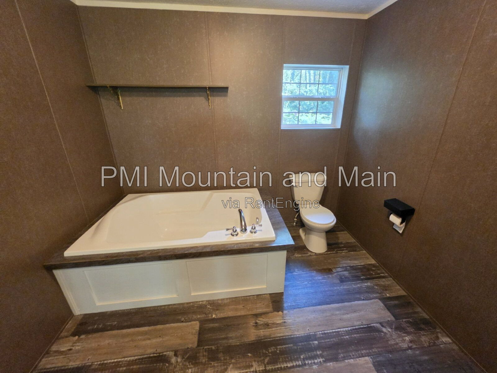 Gallery Image 16