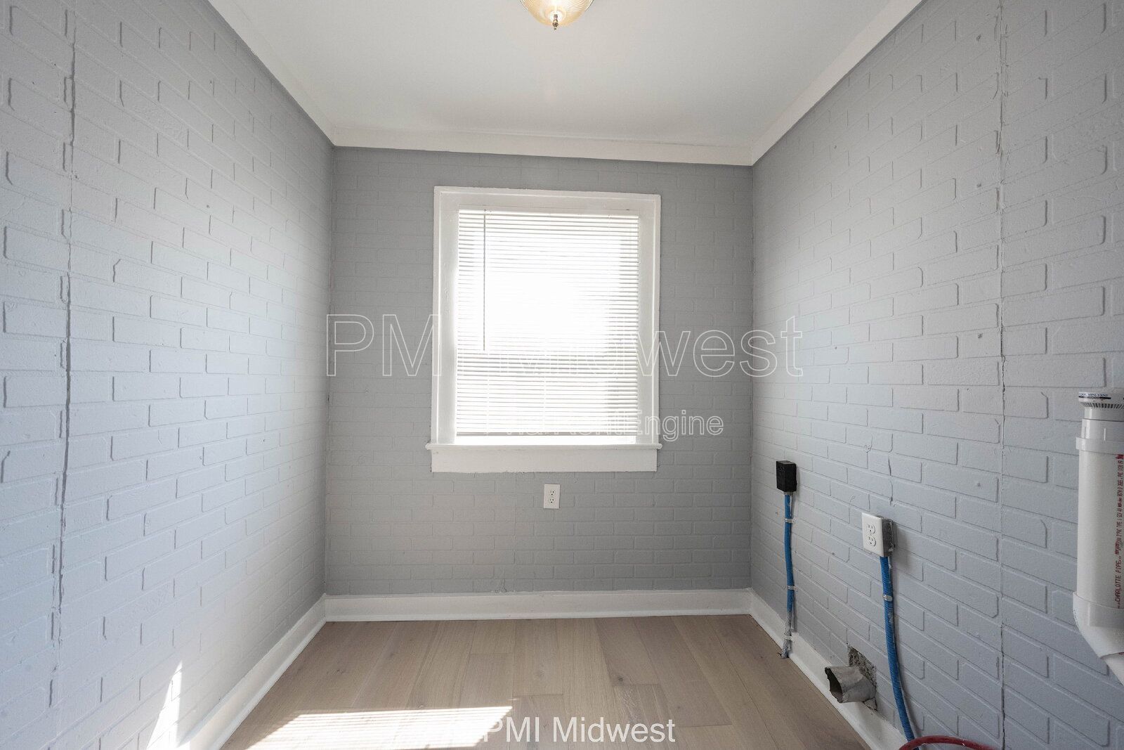 Gallery Image 17