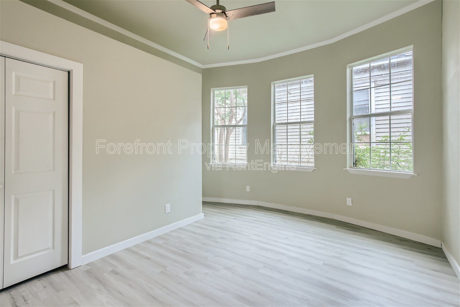 Gallery Image 25