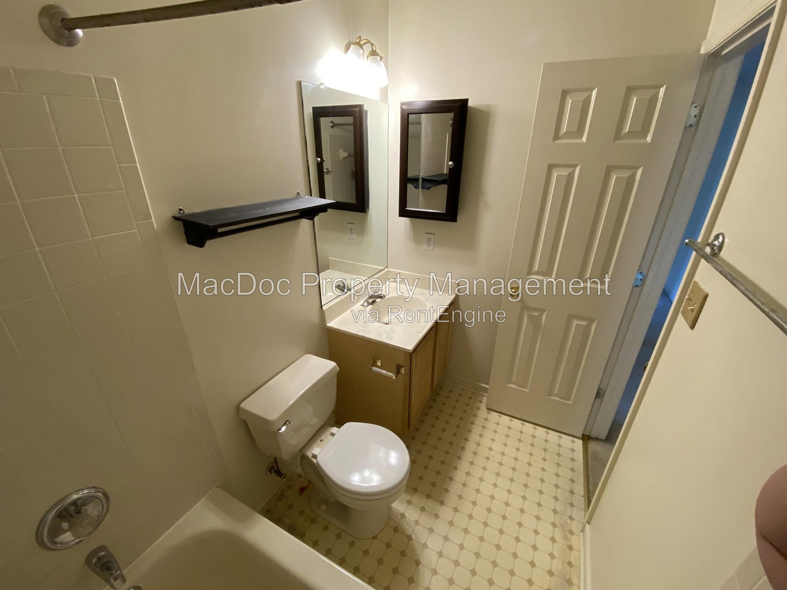 Gallery Image 32