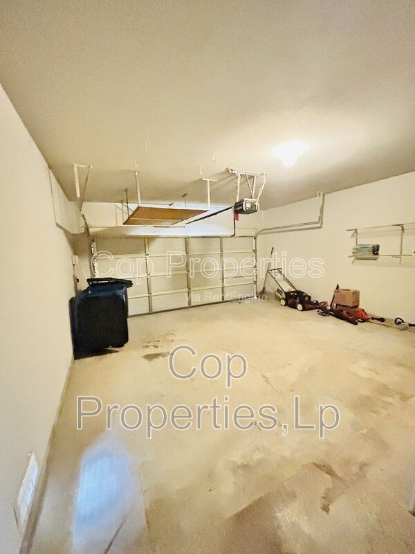 Gallery Image 17