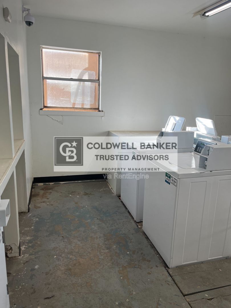 Gallery Image 16
