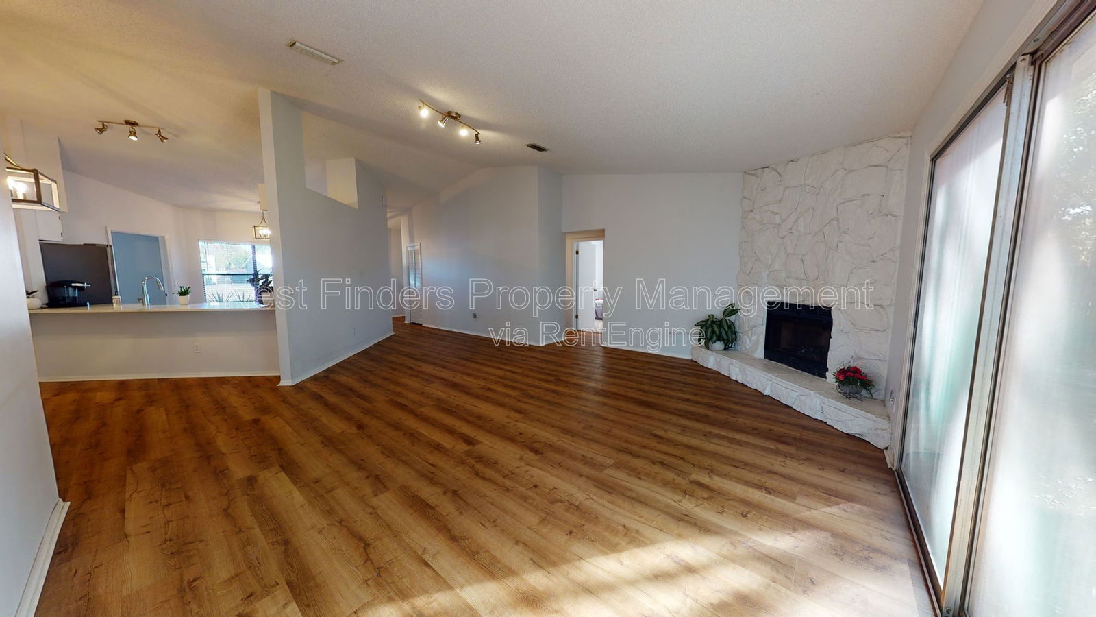 Gallery Image 17