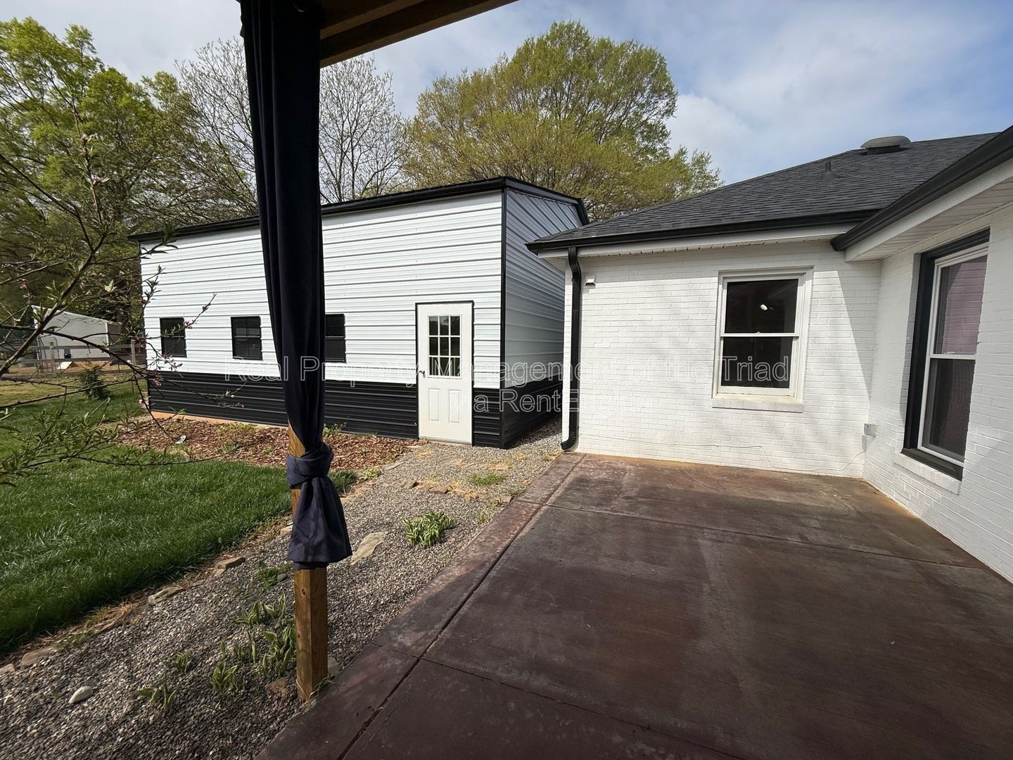 Gallery Image 13