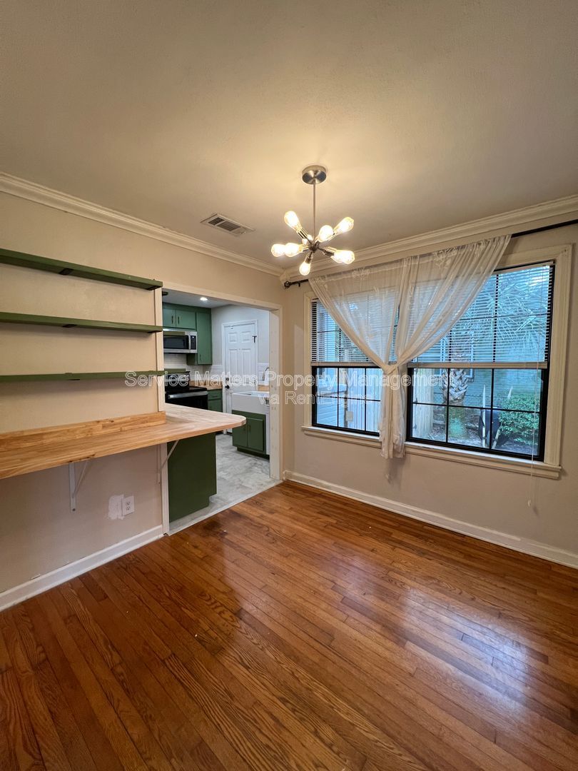 Gallery Image 7