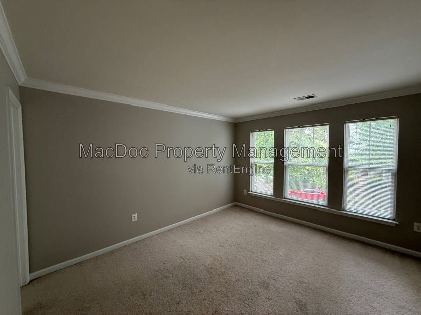 Gallery Image 44