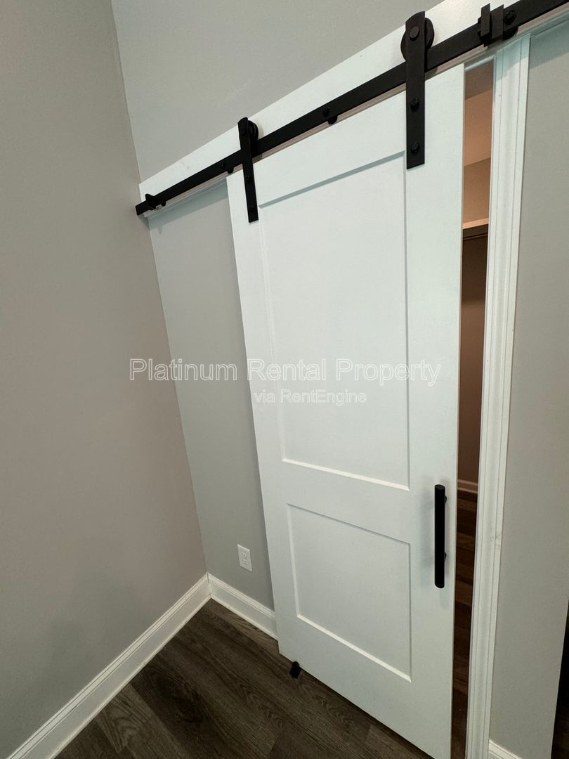 Gallery Image 19