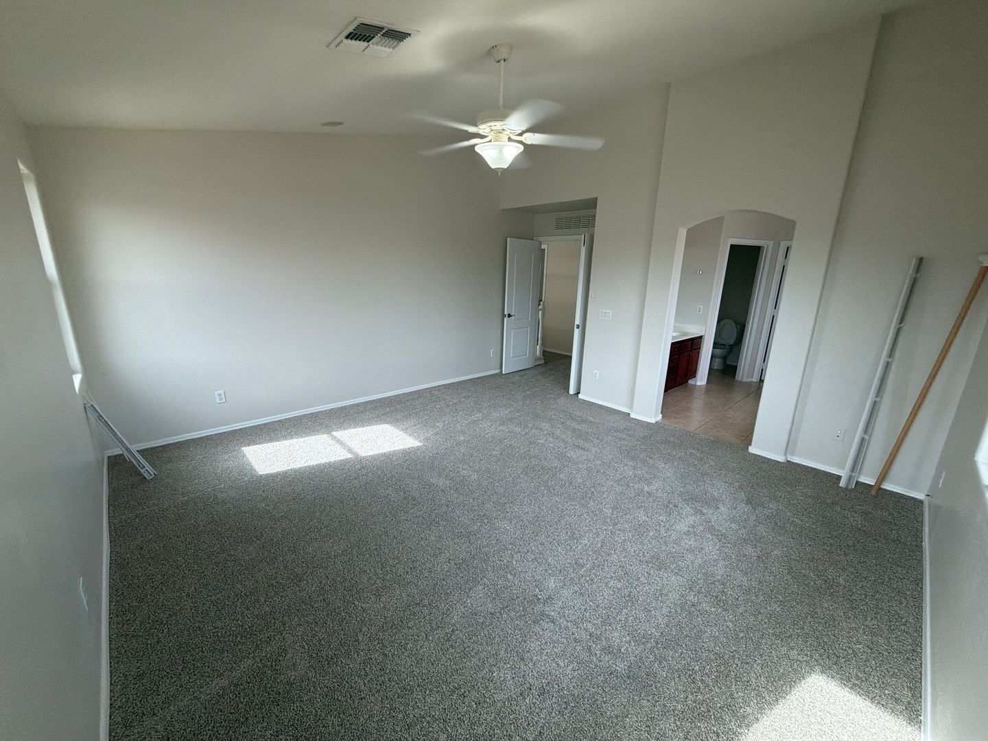 Gallery Image 17