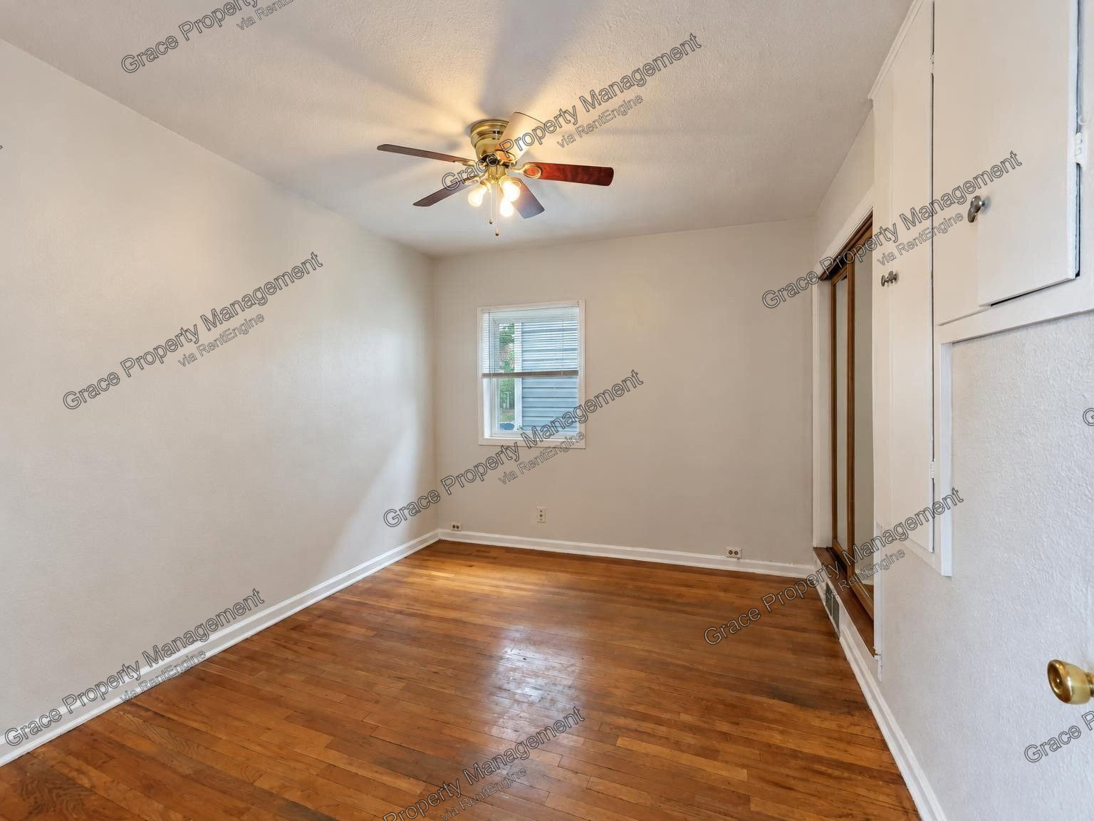 Gallery Image 17