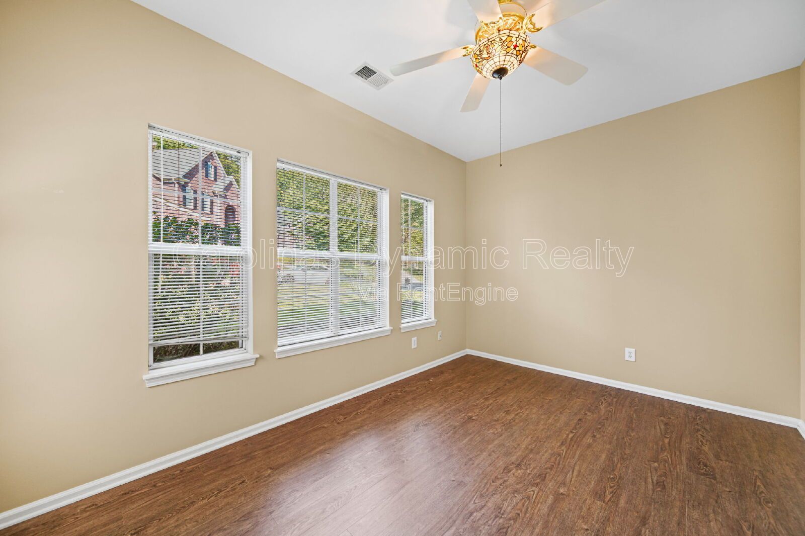 Gallery Image 16