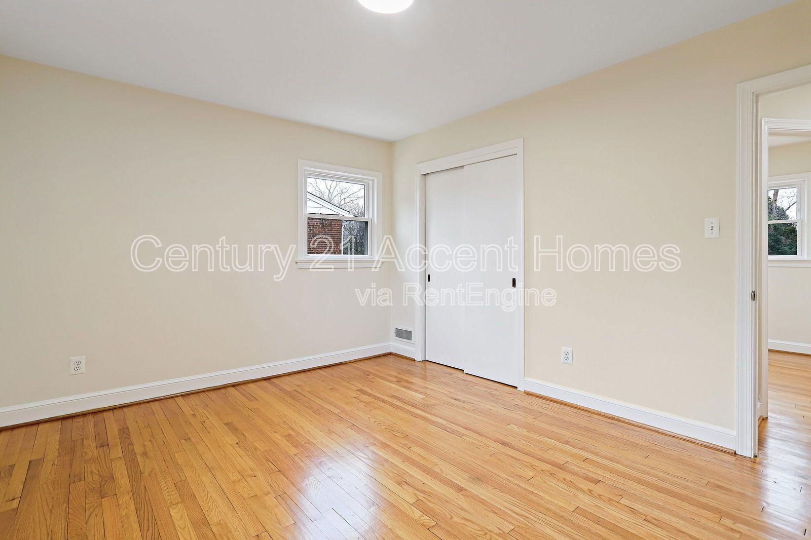 Gallery Image 35