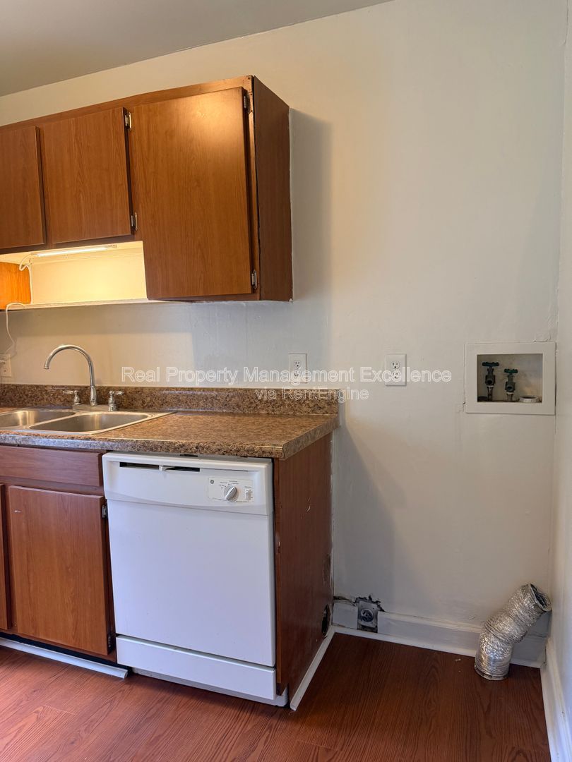 Gallery Image 30