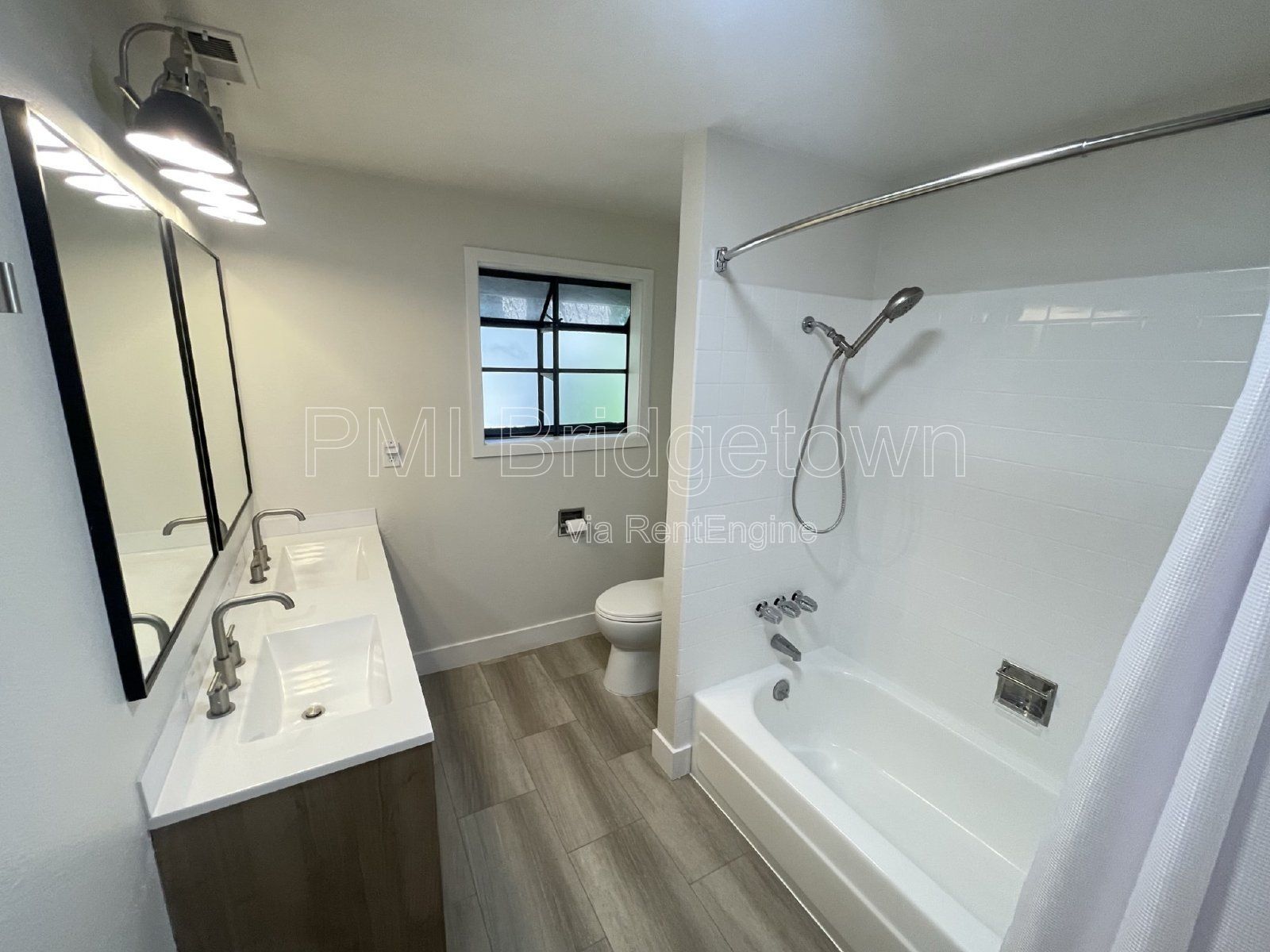 Gallery Image 14