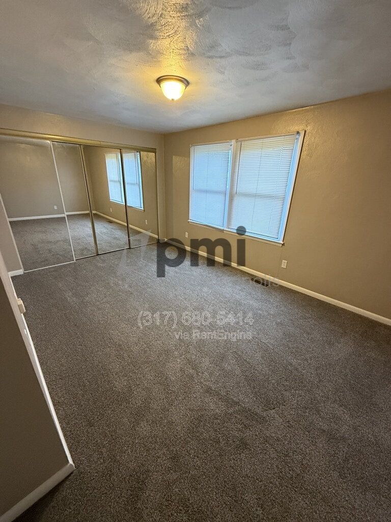 Gallery Image 18