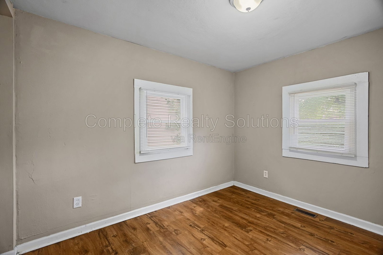Gallery Image 16