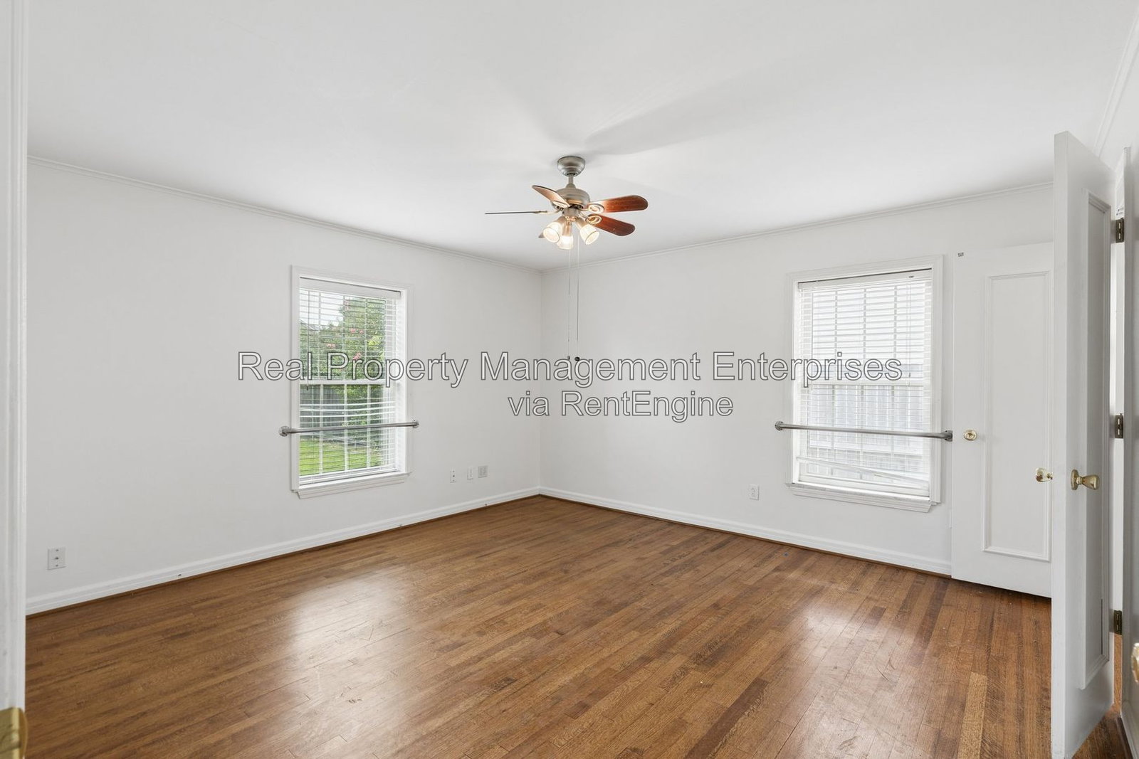 Gallery Image 36