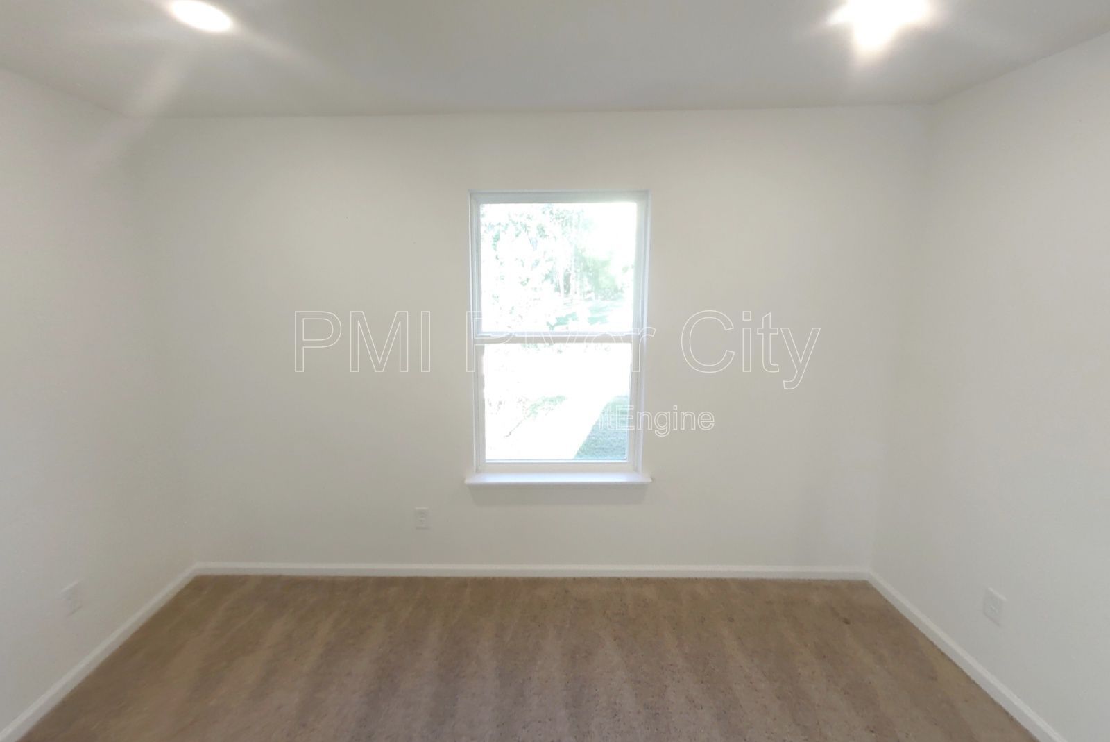 Gallery Image 19