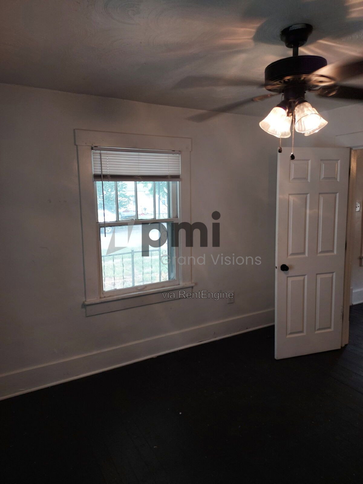 Gallery Image 17
