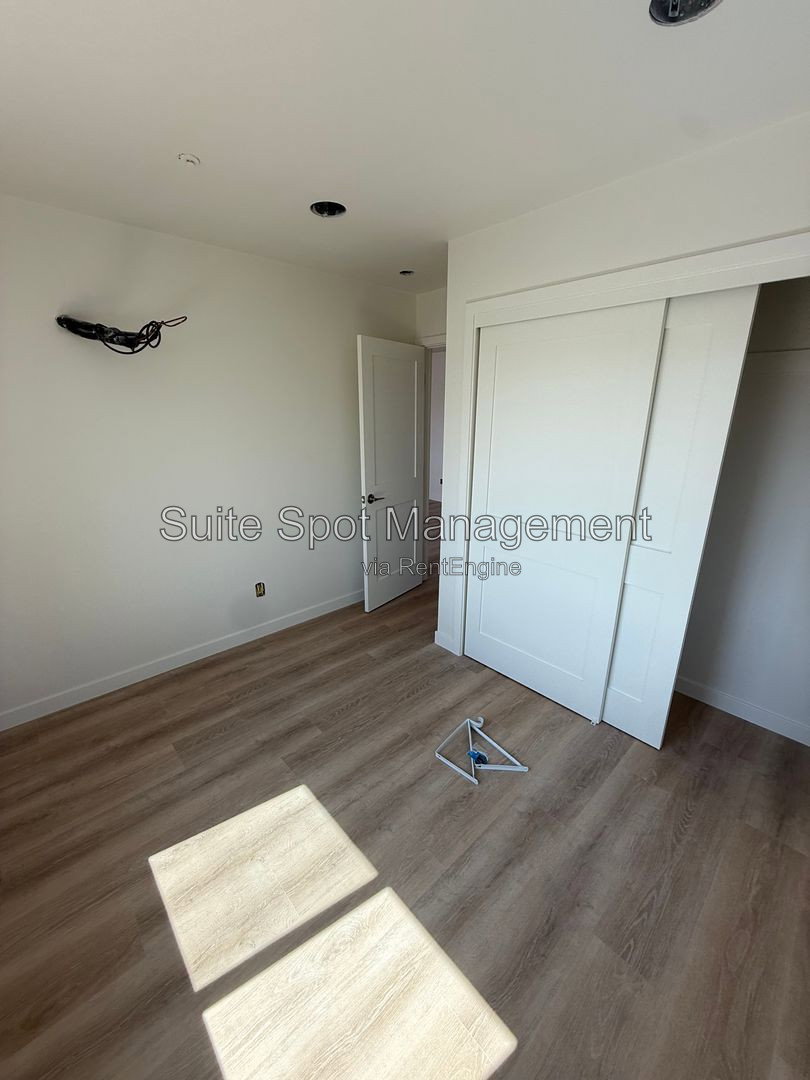 Gallery Image 26