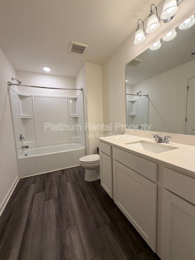 Gallery Image 18