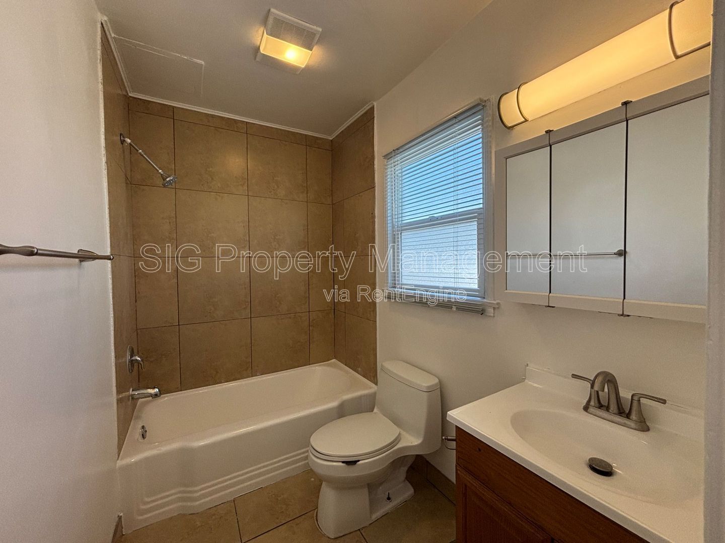 Gallery Image 17
