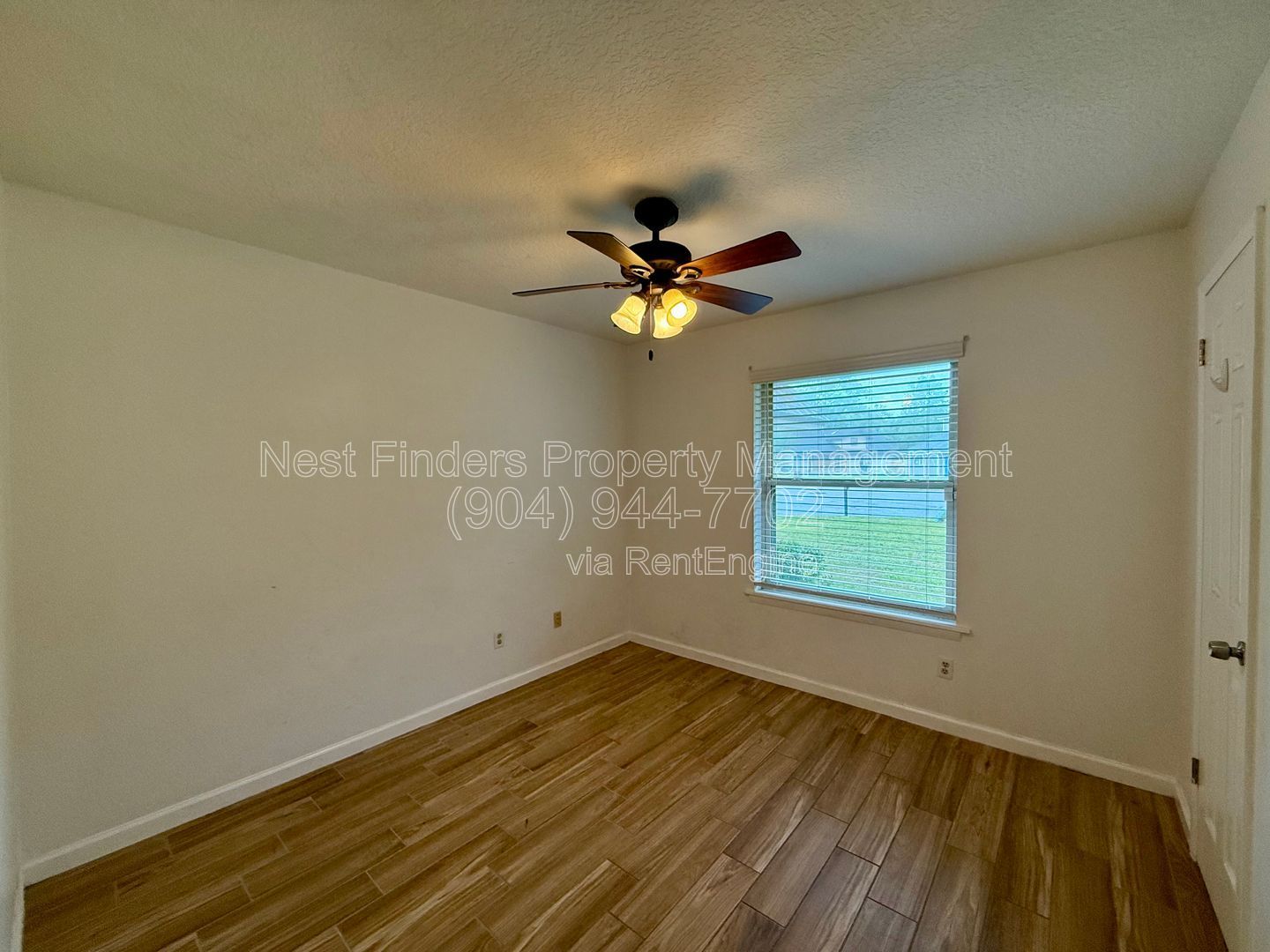 Gallery Image 19