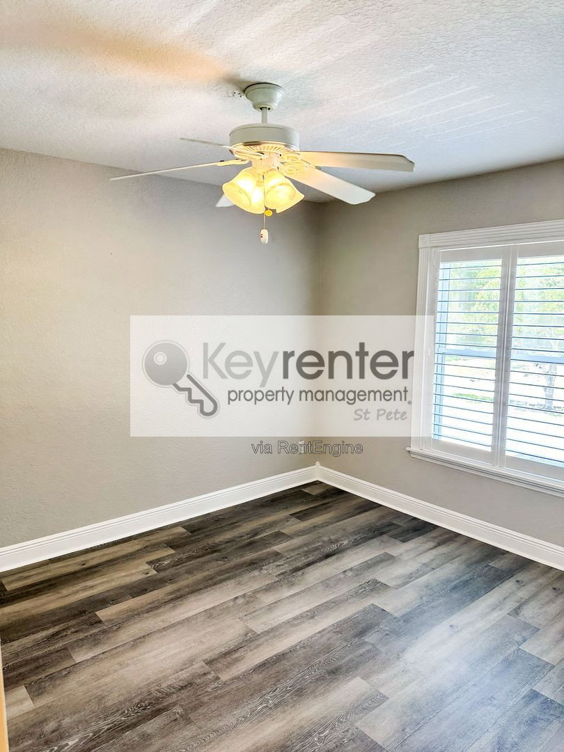 Gallery Image 16