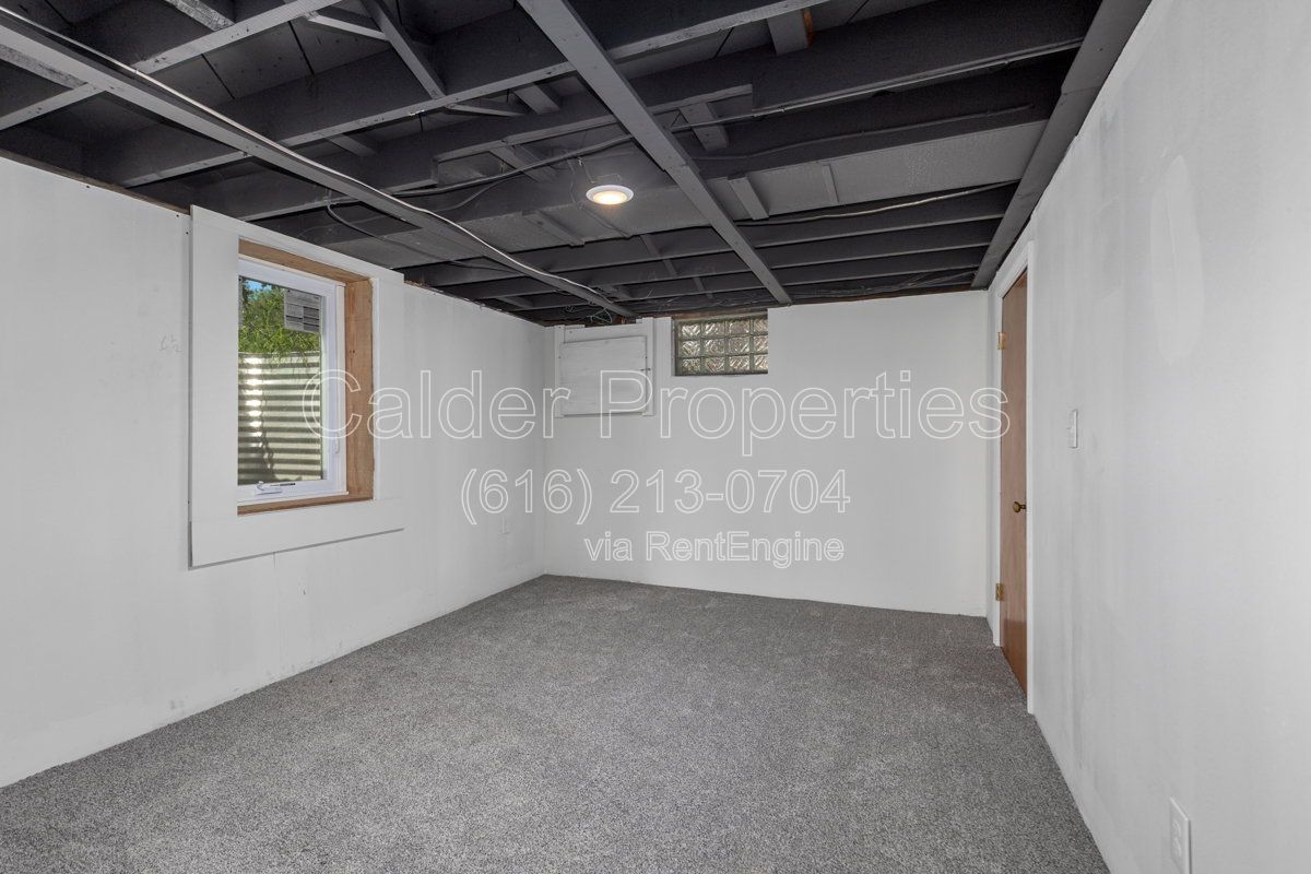 Gallery Image 17