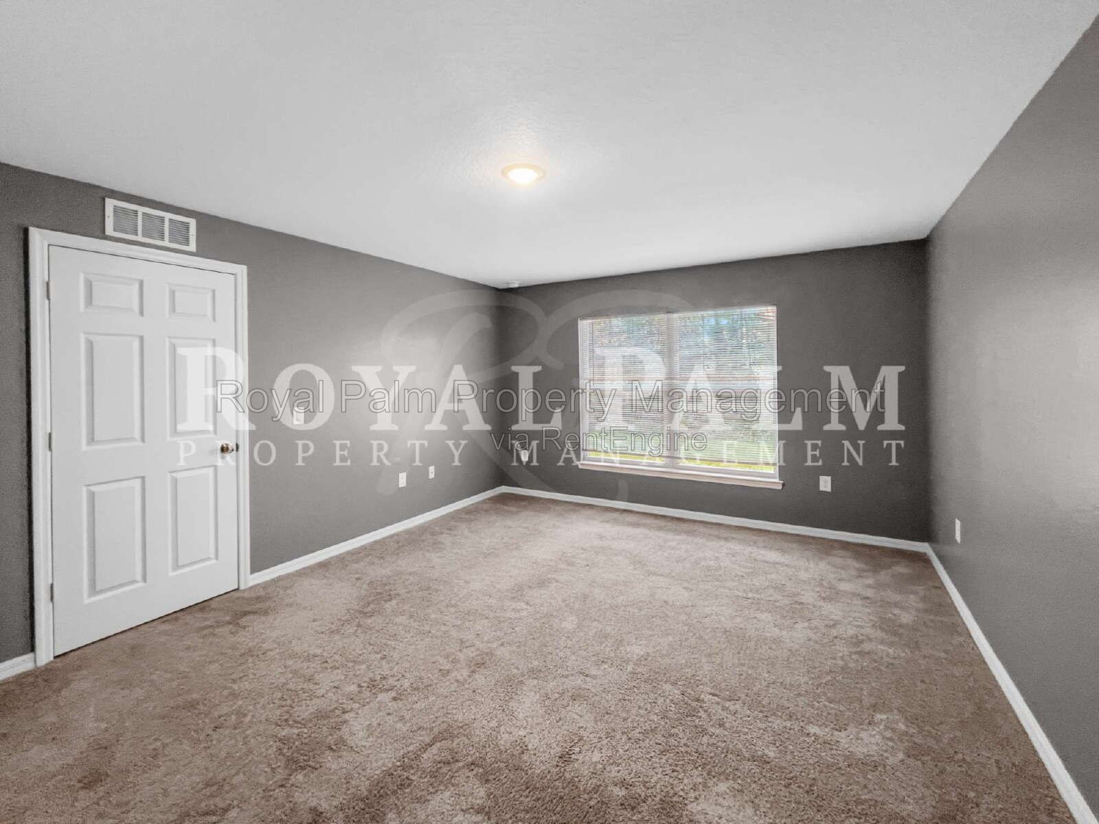 Gallery Image 33