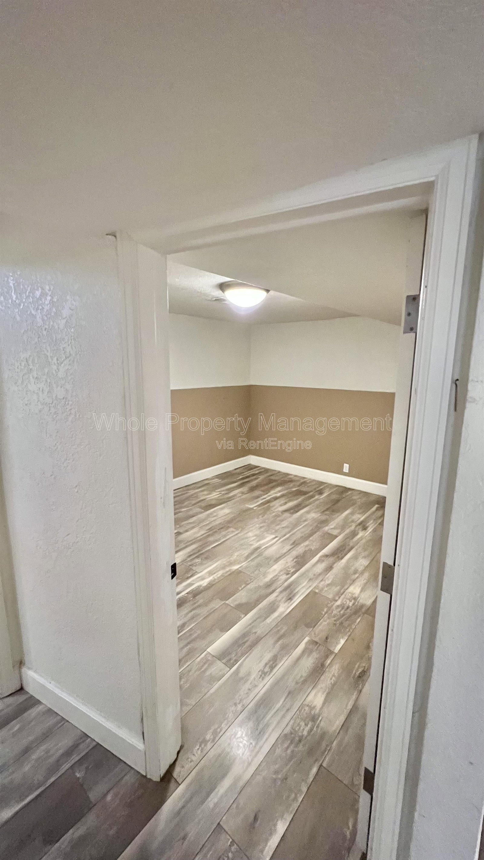 Gallery Image 18