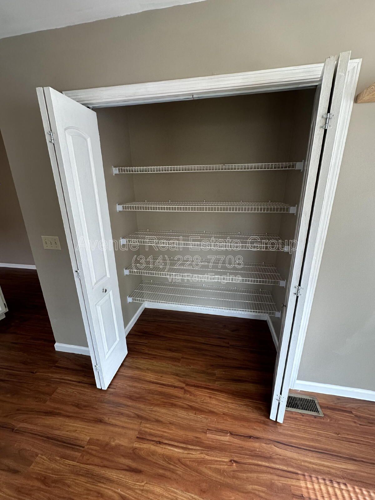 Gallery Image 9