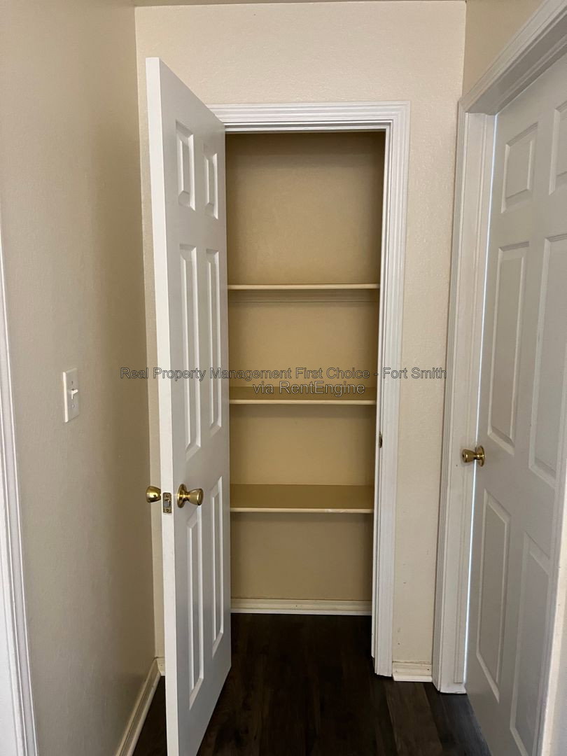 Gallery Image 19