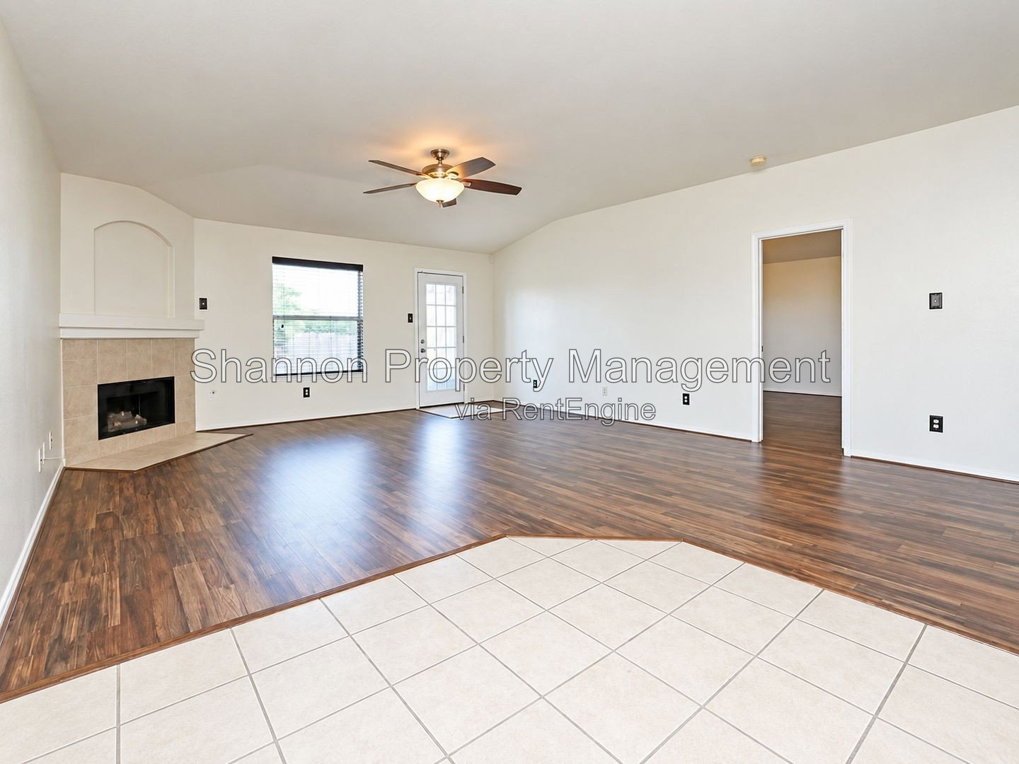 4 Bedroom Rental – 1939 Wooded Acres Dr., Humble, TX 77396