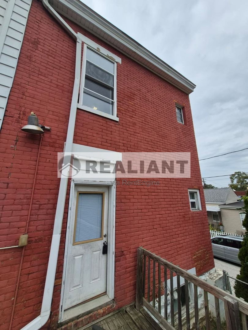 Gallery Image 16