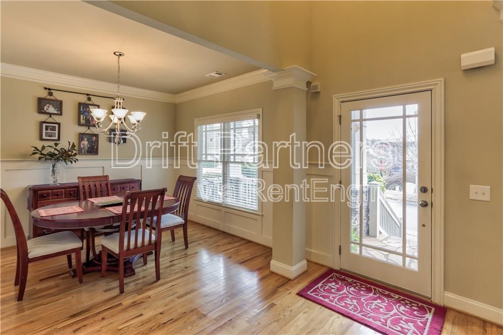 Gallery Image 18