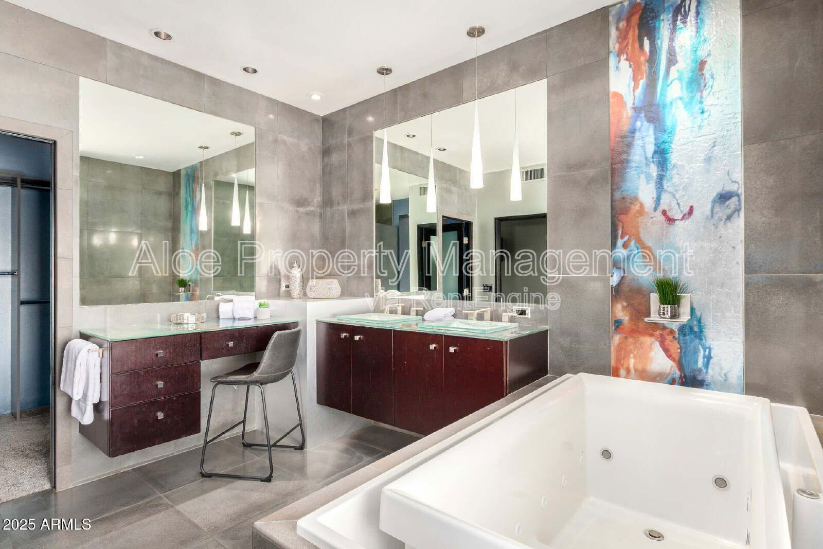 Gallery Image 32