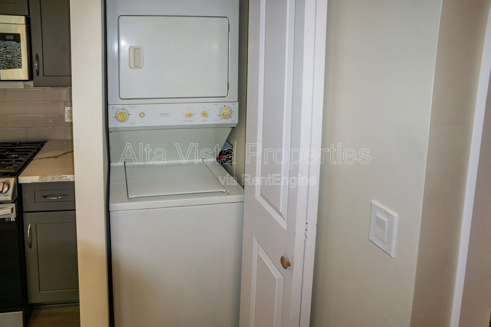 Gallery Image 15