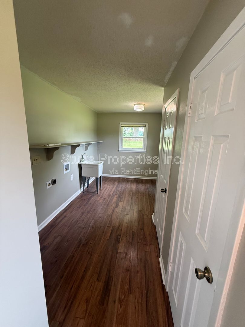 Gallery Image 17